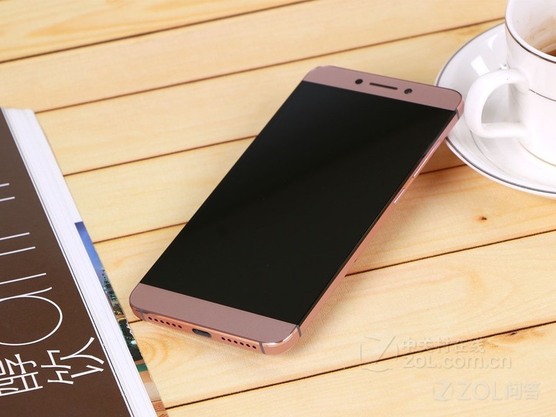 【ZUK Z2和乐视2 Pro那个更值得入手?】联想